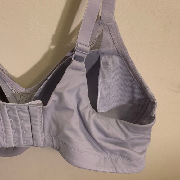 Breezies Floral Leaf Overlay Contour Wirefree Bra Cloudless Blue Sz 40C A391264 - Picture 9 of 13